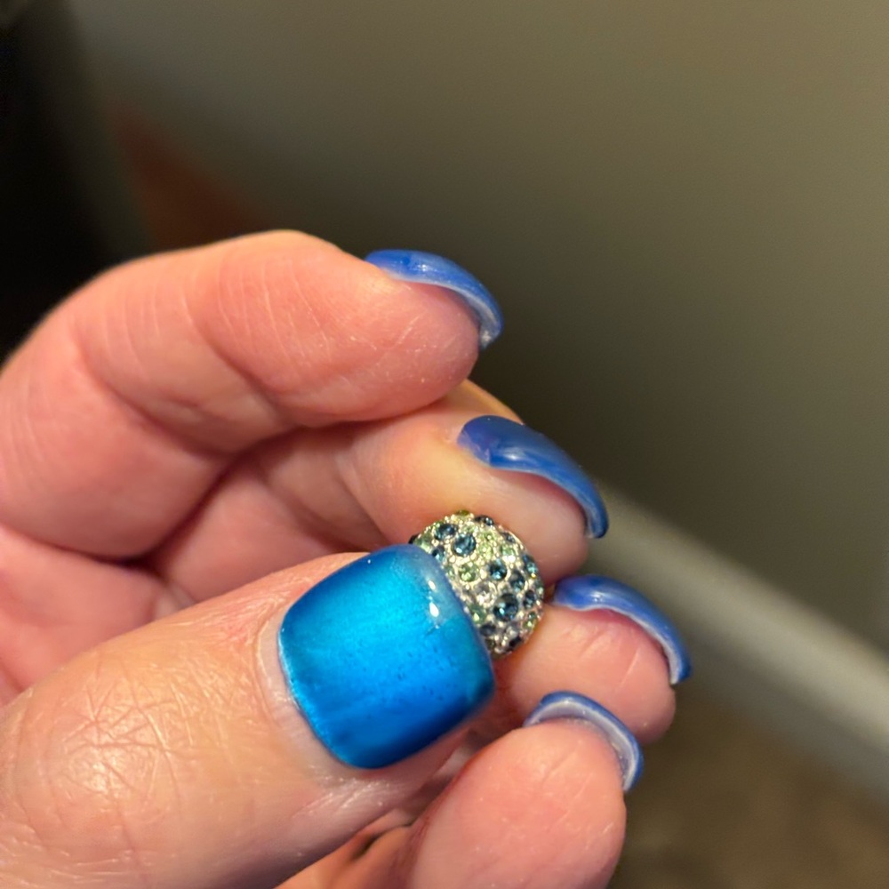 Chamilia bead